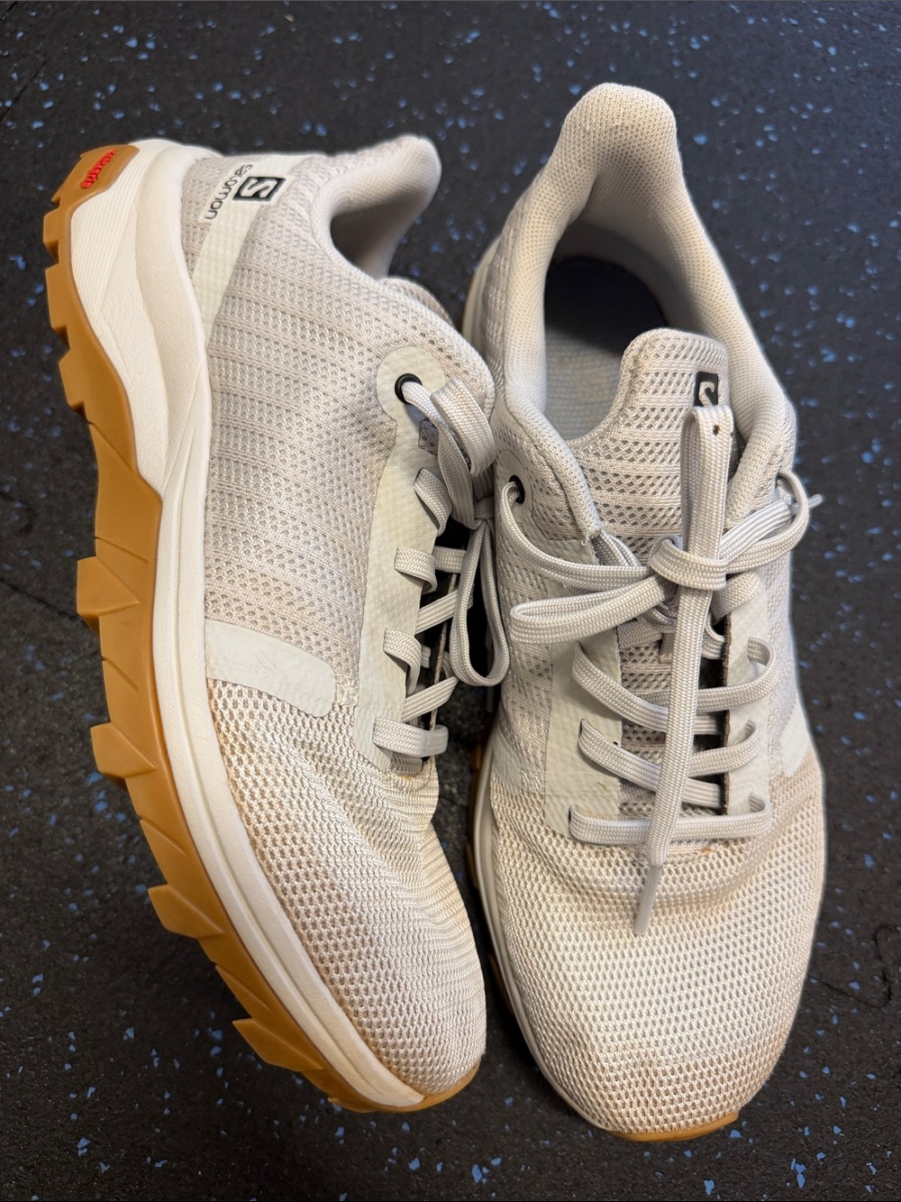 Salomon Outbound Prism Lunar Rock/Gum Hiking Shoes Mens US Size 7